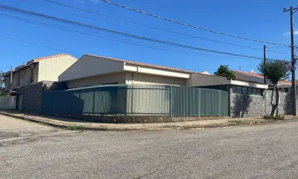 Casa com 3 dormitórios à venda, 385 m² por R$ 800.000 - Jardim Maria Paulina - Boituva/SP