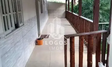 Linda casa estilo granja com piscina em Monte Verde - 20min do Bairro Teixeiras - 05