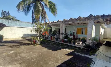 Casa com 3 quartos, Vila Loty, Itanhaém - R$ 450 mil, Cod: 1878
