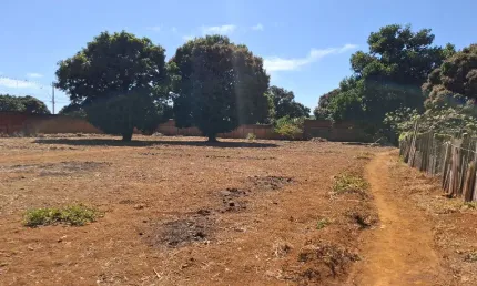 Vendo lote 7.800 m² ao lado do shopping àguas lindas