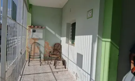 SOBRADO À VENDA ÓTIMA LOCALIZAÇÃO, PEDREGULHO GUARATINGUETÁ SP.