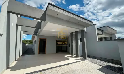 Casa espaçosa com garagem multifuncional no bairro benedito
