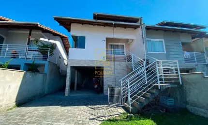 Casa Semi Mobiliada à Venda no Bairro Estrada das Areias – Indaial