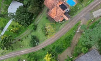 Terreno em Alto Cedros a poucos metros da Barragem do Pinhal