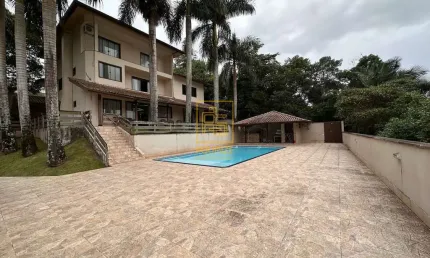 Luxo e Conforto! Casa de Alto Padrão no Bairro Quintino!