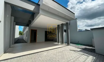 Casa espaçosa com garagem multifuncional no bairro benedito