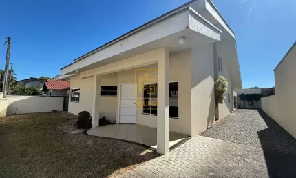 Ampla casa no bairro das Nações com suíte e hidromassagem
