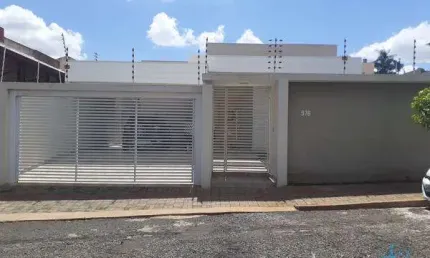 Casa com 3 quartos à venda na Rua Presidente Costa e Silva, 976, Jardim Alto da Boa Vista, Rolândia