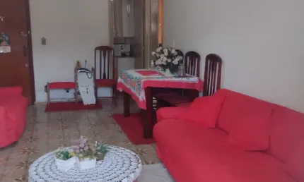 Ótimo apartamento 2 quartos com varanda e sol da manhã  na praça seca