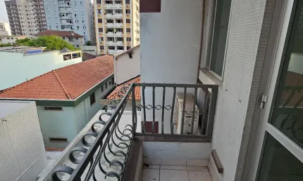 2 DORMS + DEPEND. DE SERVIÇO COMPLETA! (2 BANHEIROS) 93M²! VAGA DEMARCADA! PORTARIA 24HRS