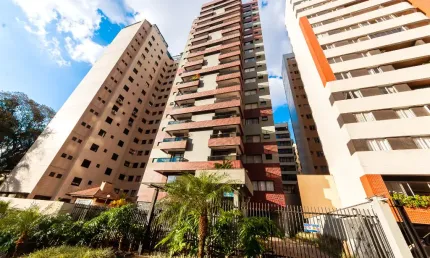 Apartamento com 3 dormitórios à venda no Bigorrilho