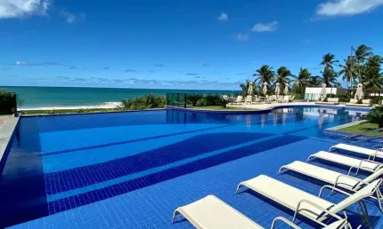 Apartamento pé na areia no Edf. Gran Marine na beira-mar de Guaxuma!