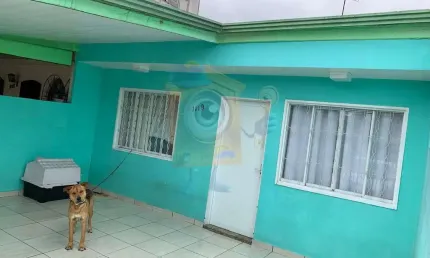 Casa para Venda em Curitiba, Cajuru, 2 dormitórios, 1 banheiro, 2 vagas