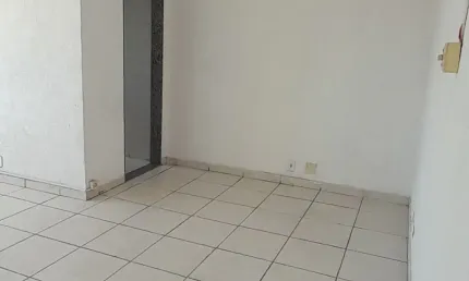 Excelente sala comercial de 28m² no Polo Gastronômico - Vista Alegre / RJ