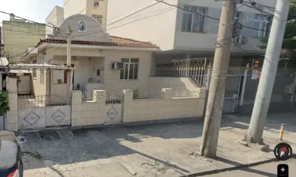 Excelente casa de 300m² e 4 quartos - Vila da Penha / RJ