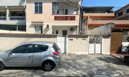 Excelente apartamento de 75m² com 2 quartos e varanda - Vista Alegre / RJ