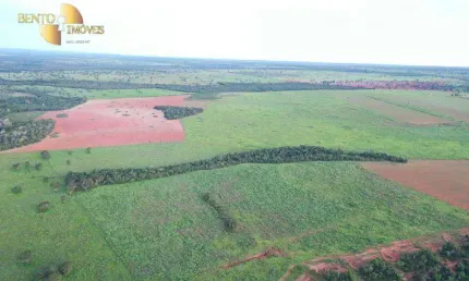 Fazenda na região de BARRA do Garças à venda, 35600000 m² por R$ 65.000.000 - Zona Rural - Barra do Garças/MT