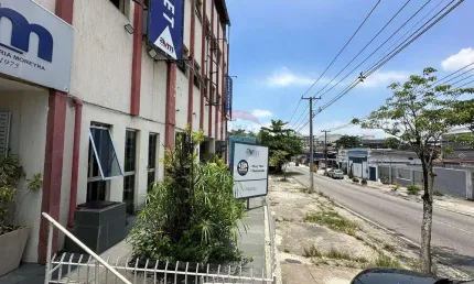 Prédio com 1447m² à venda por R$3.800.000,00 - Penha - RJ.