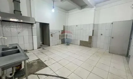 Loja com 70m2 para locação na Vila da Penha  por 1.500,00