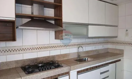Apartamento de 3 quartos com 162,50m² em Coelho da Rocha