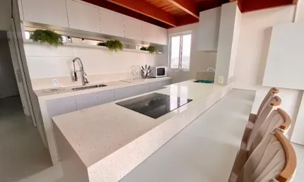 BELÍSSIMO APARTAMENTO NO BAIRRO GRAVATÁ NAVEGANTES !!