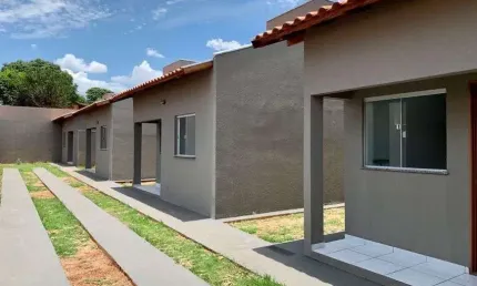 Casa em condomínio fechado com 2 quartos à venda na Avenida Coronel Antonino, 222222, Nova Lima, Campo Grande