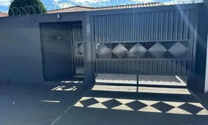 Térrea para venda com 140 metros quadrados com 3 quartos em Vila Palmira - Campo Grande - MS