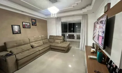 Sobrado com 03 dorms e 01 suíte - próx a vila galvão