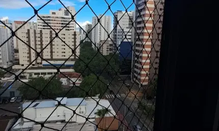 Apto a venda  nas Graças dois mais dependência completa e lazer completo.