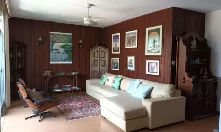 Vendo Casa Freguesia, 160 m2, 4 Quartos, churrasqueira, excelente espaço!