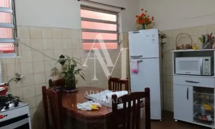 Casa com 2 Quartos e 1 banheiro à Venda, 159 m² por R$ 599.000