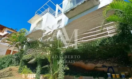 Maravilhosa Casa com piscina a venda em condomínio -  Ilha Bela