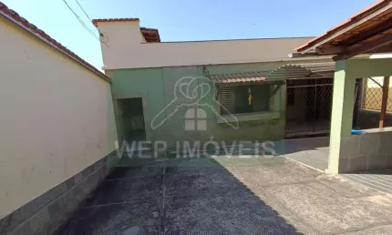 Casa com 3 quartos à venda na Rua Quatro, Dom Silvério, Belo Horizonte