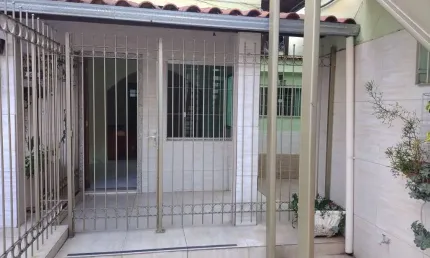 Casa com 3 quartos para alugar na Rua Conde de Monte Cristo, Ipiranga, Belo Horizonte