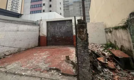 Terreno à venda em Moema, São Paulo 