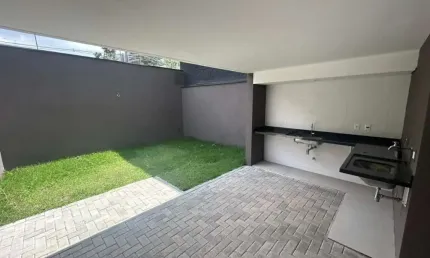 Casa em Condomínio de Luxo no Brooklin, São Paulo - SP: 2 quartos, 2 suítes, 3 banheiros, 2 vagas de garagem, 145m² de área.