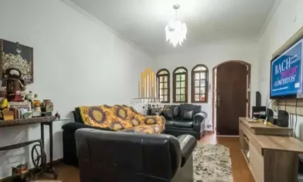SOBRADO RESIDENCIAL DE 140M²  POSSUINDO 3 DORMITÓRIOS , 3 BANHEIROS  E 2 VAGAS Á VENDA NO CAMPO BELO