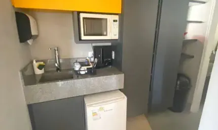 Sala  conjunto comercial com 70,61 mts² na região do itaim. 2 vagas