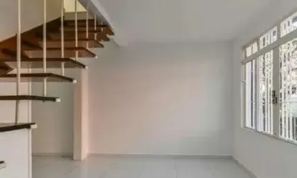 Casa com 3 quartos à venda na Vila Romana, São Paulo 