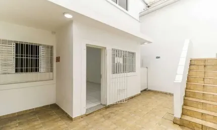 Socorro, prédio comercial 270m² com 9 salas,  3 vagas.