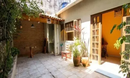 Casa terrea na vila romana de 80m² com 1 quarto , 2 banheiros e 1 vaga á venda
