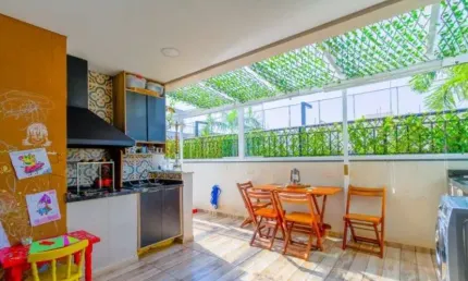 Apartamento á venda 3 quartos sendo 1 suíte com 2 vagas de garagem em Vl. Guilherme -SP