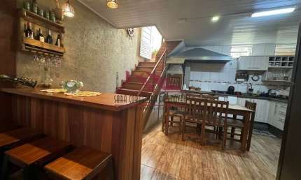 Casa com 3 quartos à venda na Rua Quintino Bocaiúva, 505, Campo Pequeno, Colombo