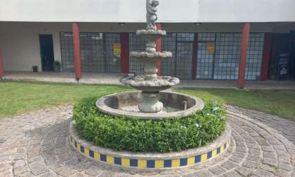 Cjto Comercial/Sala para alugar, 150.00 m2 por R$3750.00  - Centro - Pinhais/PR