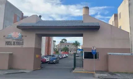 Apartamento com 2 quartos  à venda, 53.00 m2 por R$229000.00  - Vila Emiliano Perneta - Pinhais/PR