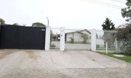 Casa Residencial para alugar, 275.00 m2 por R$4100.00  - Centro - Pinhais/PR