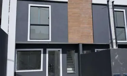 Linda casa duplex condomínio fechado, a 10 minutos do west shopping,  em campo grande .