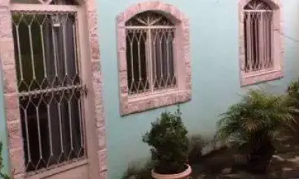 3 casas em terreno 10x25 , campo grande próximo ao prezunic