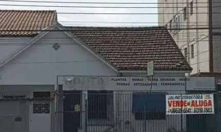 Casa linear a venda com 2 quartos, terreno 450m² no centro de Campo Grande - Rio de Janeiro - RJ