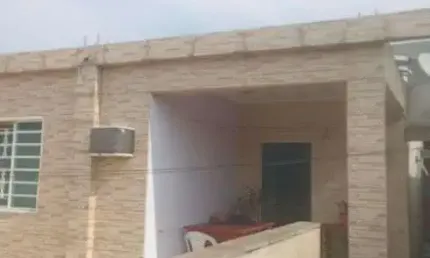 Linda casa com 1 quarto, condições de ampliar com vista para o monte